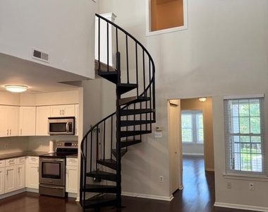 91 Bridgewater Drive - Photo Thumbnail 8