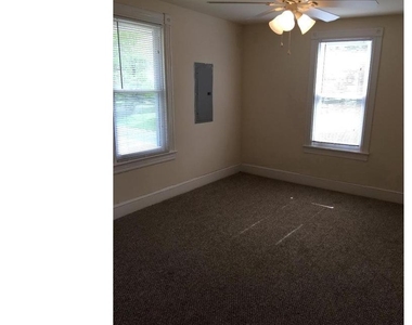 123 Hartford Road - Photo Thumbnail 15