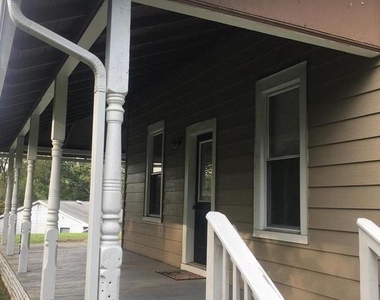 123 Hartford Road - Photo Thumbnail 2