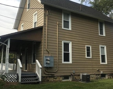 123 Hartford Road - Photo Thumbnail 1