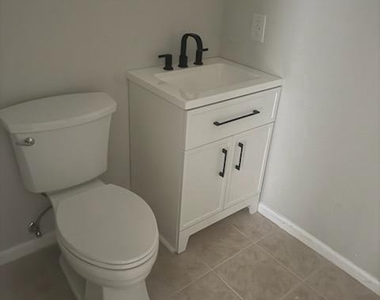 32 River Bank Drive - Photo Thumbnail 6