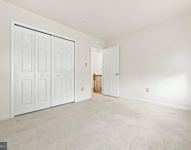 6307 Grenfell Court - Photo Thumbnail 13