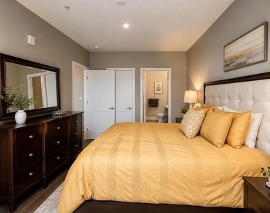 145 Riverhaven Drive - Photo Thumbnail 10