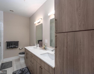 145 Riverhaven Drive - Photo Thumbnail 15