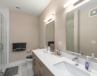 145 Riverhaven Drive - Photo Thumbnail 14