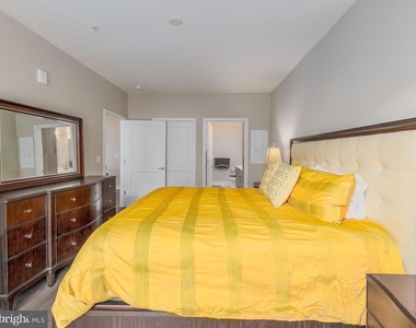 145 Riverhaven Drive - Photo Thumbnail 13