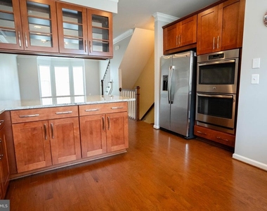 815 Fair Winds Way - Photo Thumbnail 13