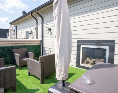 815 Fair Winds Way - Photo Thumbnail 28