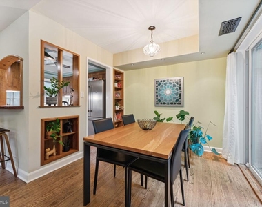 8532 Geren Road - Photo Thumbnail 7