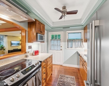 8532 Geren Road - Photo Thumbnail 8