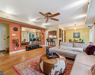 8532 Geren Road - Photo Thumbnail 5