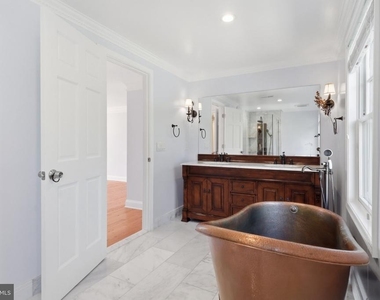 6012 Overlea Road - Photo Thumbnail 33