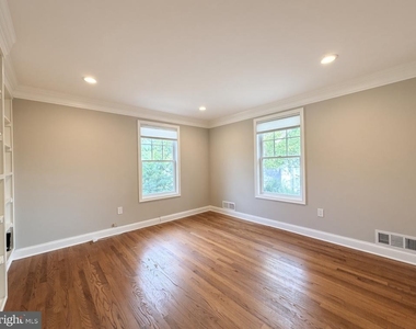 6012 Overlea Road - Photo Thumbnail 10