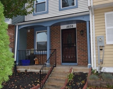 2839 Shepperton Terrace - Photo Thumbnail 2