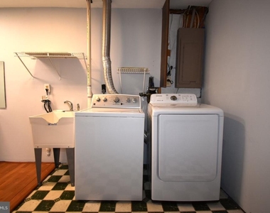 2839 Shepperton Terrace - Photo Thumbnail 26