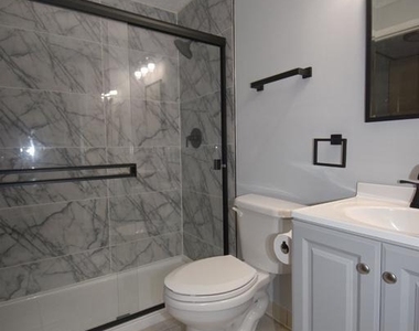 2839 Shepperton Terrace - Photo Thumbnail 14