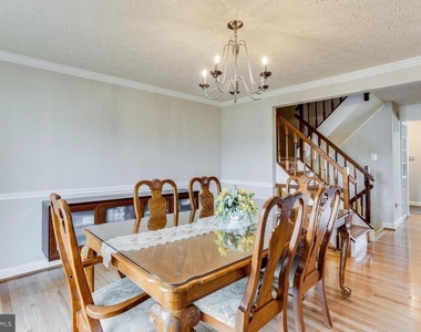 815 Curry Ford Lane - Photo Thumbnail 6