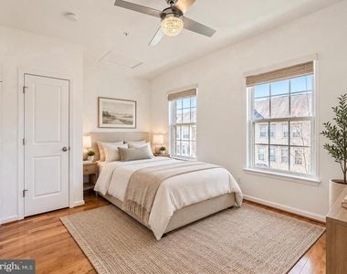 22477 Glenbow Way - Photo Thumbnail 10