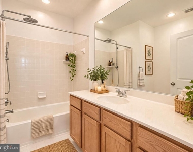 22477 Glenbow Way - Photo Thumbnail 9