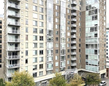 930 Wayne Avenue - Photo Thumbnail 29