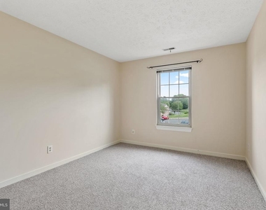 1710 Landmark Drive - Photo Thumbnail 20