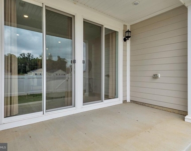 10722 Great Lakes Place - Photo Thumbnail 16