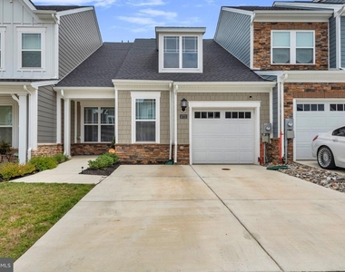 10722 Great Lakes Place - Photo Thumbnail 17
