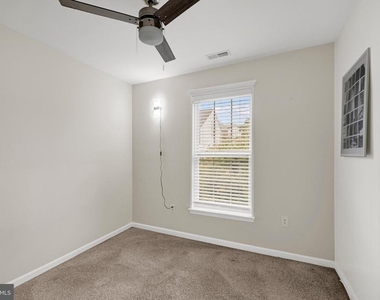 9701 Bon Haven Lane - Photo Thumbnail 21