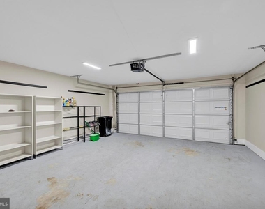 9701 Bon Haven Lane - Photo Thumbnail 25