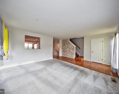 320 Marasco Court - Photo Thumbnail 17