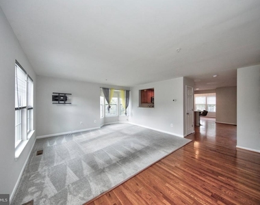 320 Marasco Court - Photo Thumbnail 16