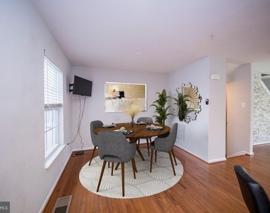 320 Marasco Court - Photo Thumbnail 9