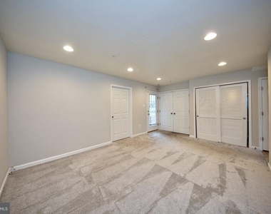 320 Marasco Court - Photo Thumbnail 4