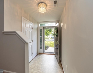 320 Marasco Court - Photo Thumbnail 2