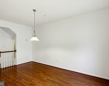 9448 Paragon Court - Photo Thumbnail 14