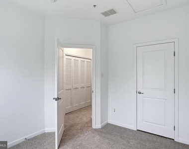 9448 Paragon Court - Photo Thumbnail 23