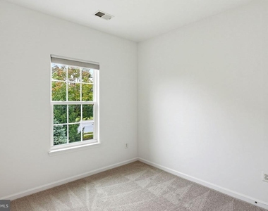 9448 Paragon Court - Photo Thumbnail 24