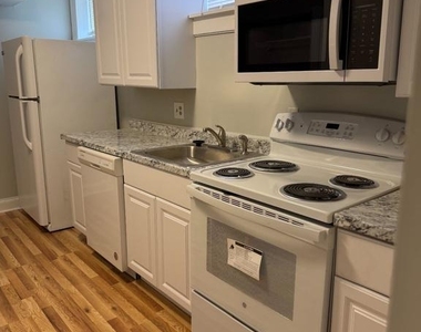 914 Light Street - Photo Thumbnail 1