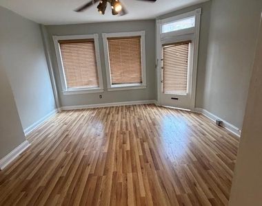 914 Light Street - Photo Thumbnail 6
