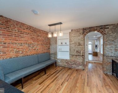 2729 Hudson Street - Photo Thumbnail 14