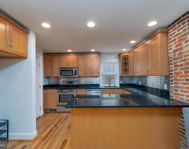 2729 Hudson Street - Photo Thumbnail 22