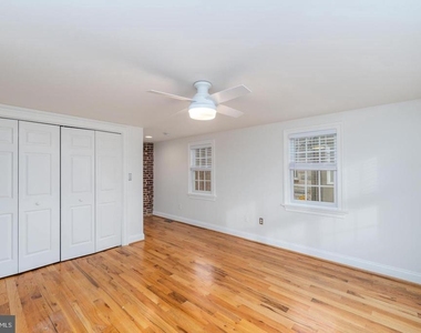 2729 Hudson Street - Photo Thumbnail 29