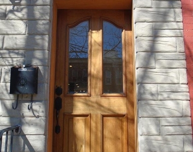 3004 Elliott Street - Photo Thumbnail 2