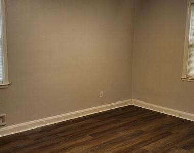 622 Harwood Avenue - Photo Thumbnail 13