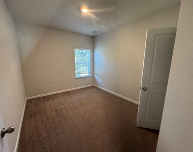3000 Chisholm Trail Rd - Photo Thumbnail 21