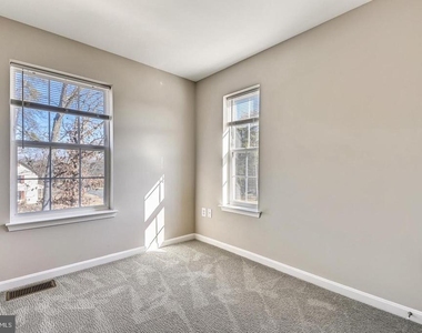 903 Dorchester Cove Road - Photo Thumbnail 22