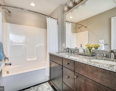 903 Dorchester Cove Road - Photo Thumbnail 29