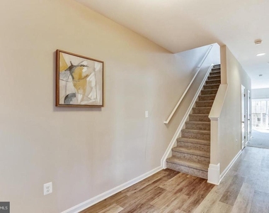 933 Dorchester Cove Road - Photo Thumbnail 1