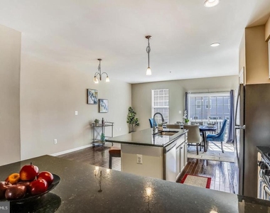 933 Dorchester Cove Road - Photo Thumbnail 10