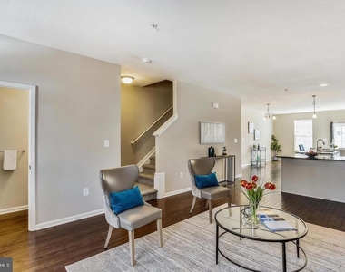 933 Dorchester Cove Road - Photo Thumbnail 18